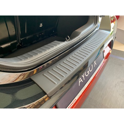 Nášľap kufra Toyota Aygo X 2022
