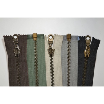 Zip kovový 85 cm