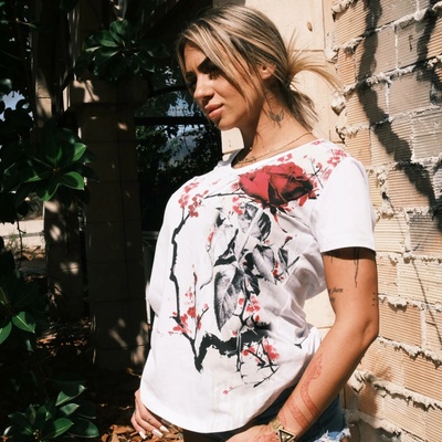 Yakuza Rose Scratch Curved V Neck GSB25118 Bílé