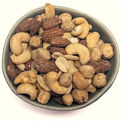 hos Mix ořechů a arašídů pražených solených 1000 g