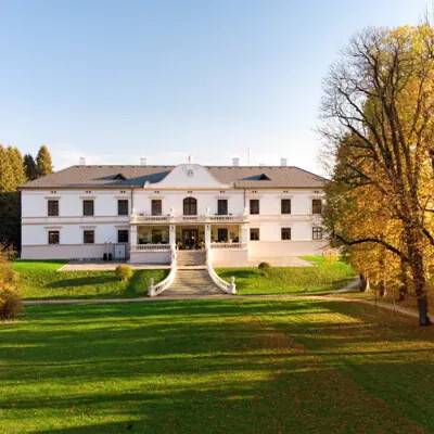 Romantická noc s tříchodovou večeří na zámku Wichterle