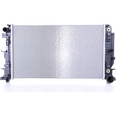 Chladič motora, chladič vody NISSENS 67157A