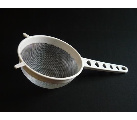 cedník d16cm, plast