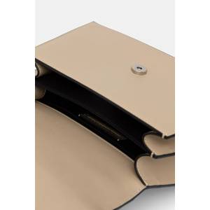 KARL LAGERFELD чанта crossbody дамска от кожа K/SIGNATURE (A1W30036) - answear - 580,69 лв