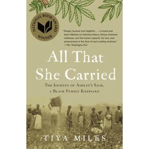All That She Carried | MILES TIYA (ISBN: 9781984855015)