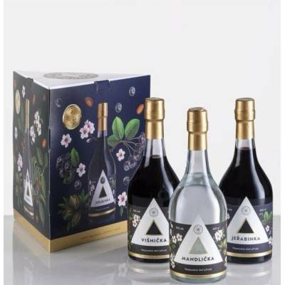 Ratafia Almond Spirit Mandlička 33% 0,5 l a Jeřabinka s dotekem mandlí 18% 0,5 l a Višnička s dotekem mandlí 18% 0,5 l (karton)