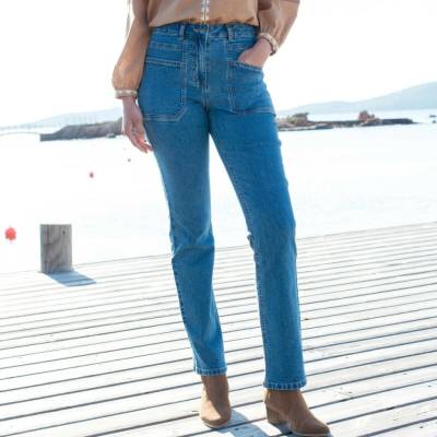 Rovné džínsy s našitými vreckami modrá Blancheporte