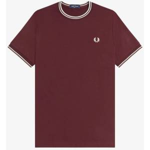 Fred Perry Тениска Fred Perry Twin Tipped T-Shirt - Oxblood 64A