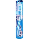 Aquafresh In-Between Clean medium