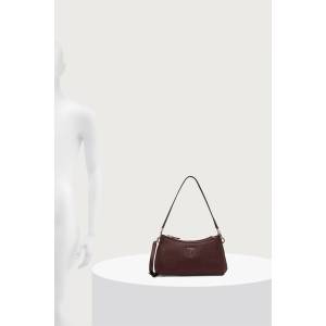 GUESS чанта crossbody дамска от имитация на кожа NOELLE (HWZG96.72730) - answear - 263,84 лв
