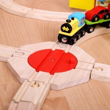 Bigjigs Rail Točňa so 4 výjazdmi