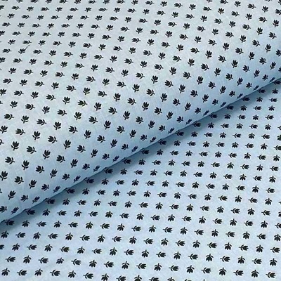 Bavlněné plátno P0510 světle modré, černé kytky, š.140