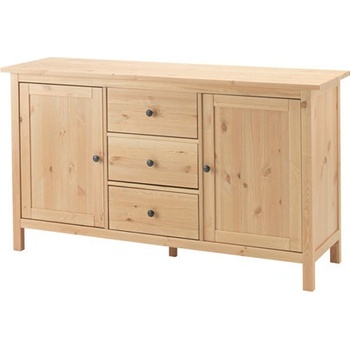 Vitrína HEMNES IKEA