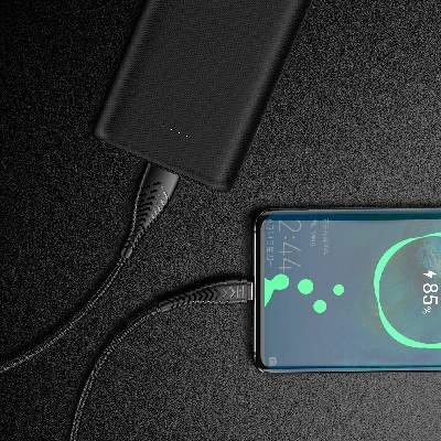 Veger V104 USB A na typ C 2,4A 1,2m černý
