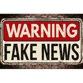 DIMEX ART s. r. o Флизелинов фототапет табела - фалшиви новини 375 x 250 см