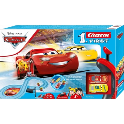 Carrera First: Pretekárska dráha Cars Friends Race