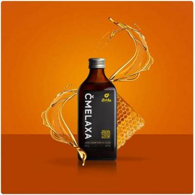 Lhotský Včelař Medovina Čmelaxa 40% 500 ml