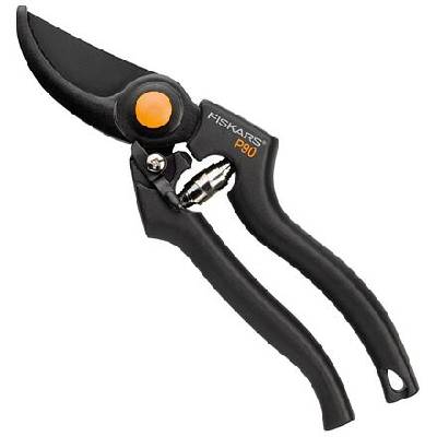 Fiskars Profi P90: Špičkové Nůžky pro Profesionály i Hobby Zahradníky () Fiskars Profi P90: Špičkové Nůžky pro Profesionály i Hobby Zahradníky