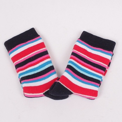 Детски раирани чорапи в няколко цвята