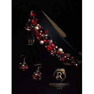 Radi handmade Стилна диадема с червени и черни перли и кристали (477)