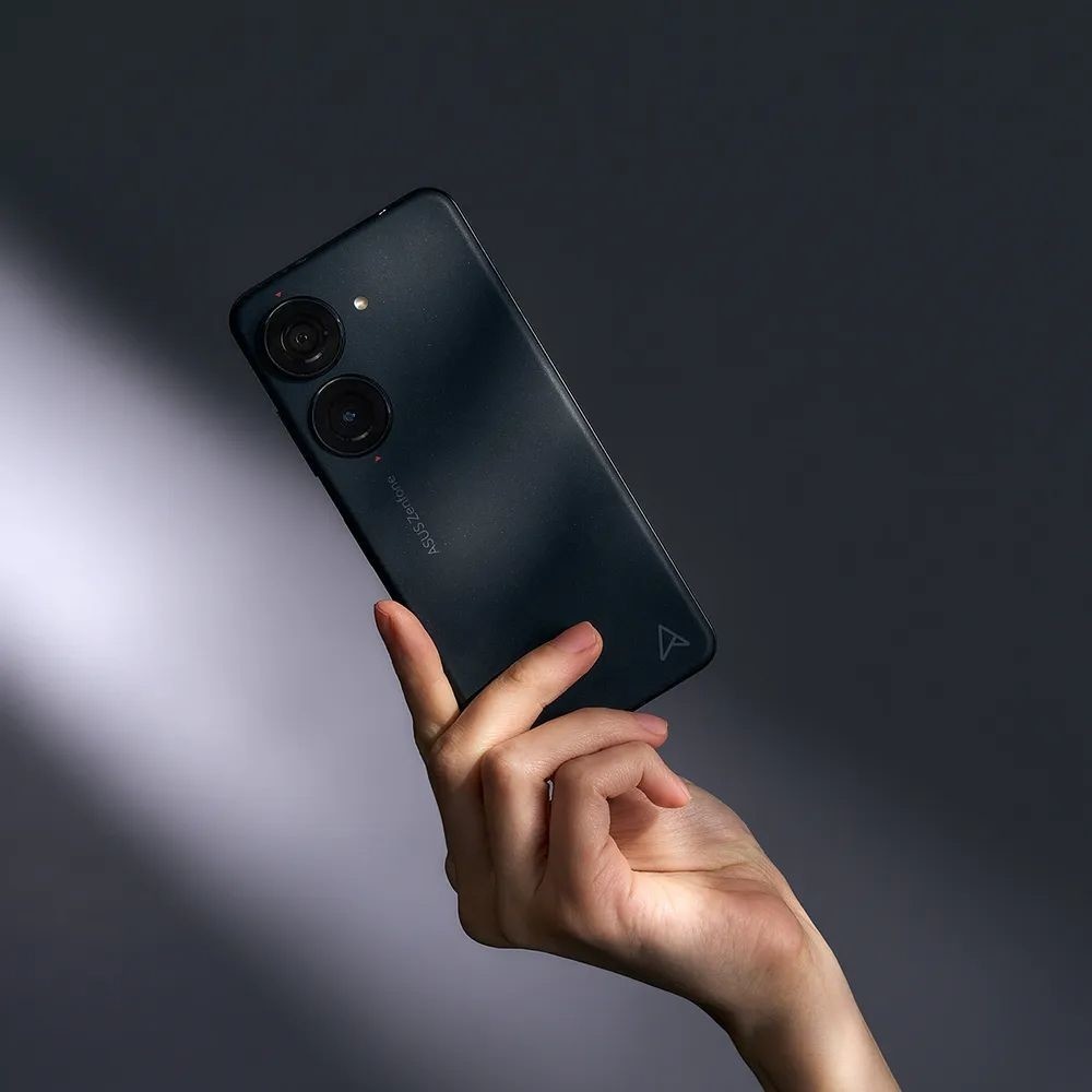 ASUS Zenfone 10 5G 16GB/512GB Midnight Black - Heureka.cz