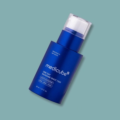 Medicube One Day Exosome Shot Pore Ampoule 7500 revitalizačné sérum s mikroihličkami 30 ml