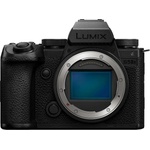 Panasonic Lumix S5 II X (DC-S5M2XE) Цифрови фотоапарати