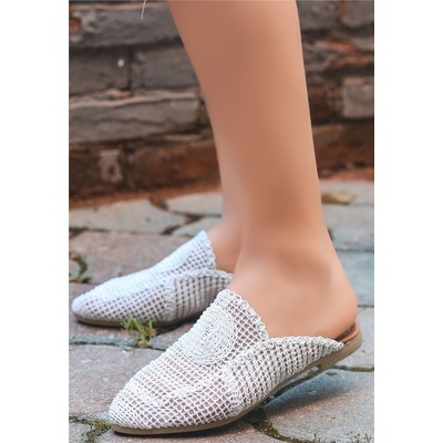 Erbil Shoes Дамски плетени чехли - Бели #366640 (366640_Бяло)