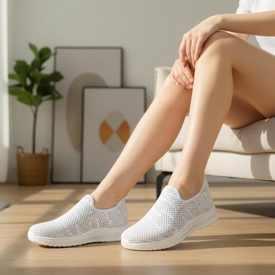 Dámske priedušné slip-on tenisky MELIN biele