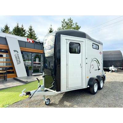 CHEVAL LIBERTE Touring Jumping XL – přívěs pro 2 velké koně se sedlovnou, černý