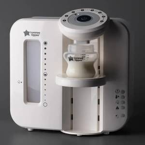 Tommee Tippee Електрически уред за приготвяне на адаптирано мляко Tommee Tippee Perfect Prep в комплект с филтър за пречистване на вода и самостерилизиращо се шише Natural Start 150 мл