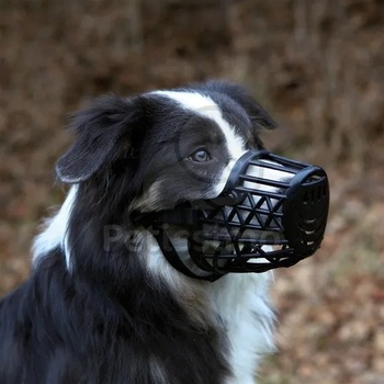 Image 1 of TRIXIE пластмасов намордник M