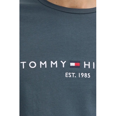 Памучна тениска Tommy Hilfiger в сиво с апликация (MW0MW11797)