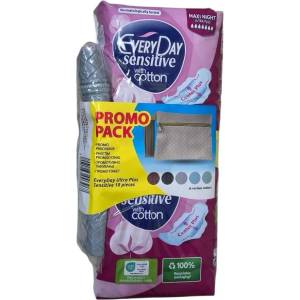 EVERYDAY Дамски превръзки Sensitive with Cotton Maxi Night Ultra Plus 18 бр. + Подарък Несесер