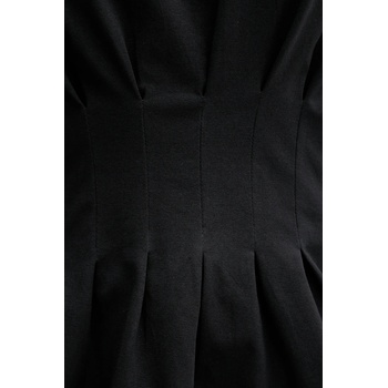 Gestuz Тениска Gestuz дамска в черно 10910147 (10910147)