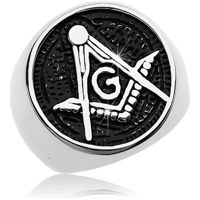 Šperky Eshop prsten z chirurgické oceli symbol svobodných zednářů v patinovaném kruhu AB35.11