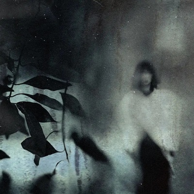 Fotografie - Tsuchida, Teruhiko: Poslední smutný portrét... - reprodukce obrazu