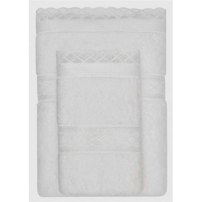 Soft Cotton Uterák SELYA 50x100 cm. Uterák SELYA je vyrobený zo 100% česanej bavlny s antibakteriálnou úpravou a jeho y sú 50 x 100 cm, gramáž 580 g / m2. Smotanová