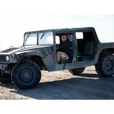 Řízení legendárního vozu Humvee
