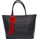lakovaná kabelka FIORALBA s růží černá + červená růže