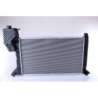 Chladič motora NISSENS 62685A