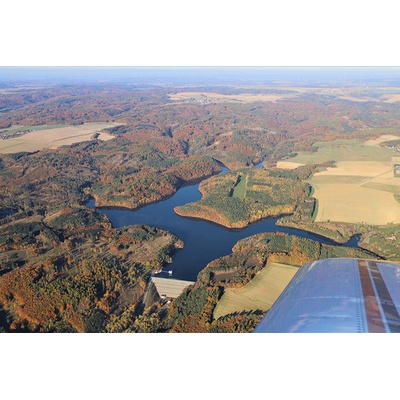 Romantický vyhlídkový let luxusním letadlem s vlastním pilotem a sektem pro dva