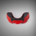 Venum | Официален Вносител за България Протектор за зъби Venum Predator Mouthguard - Strap/Straples - Red/Black