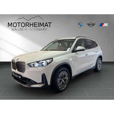 BMW iX1 xDrive30 230 kW