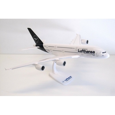 PPC Holland Airbus A380-841 Lufthansa "2018scolors. Named "MünchenSnap-Fit 1:200