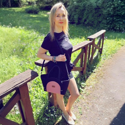 Monyta Originální dvoubarevná kabelka Hnědá