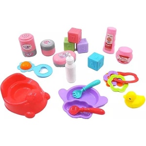 Man Yuk Toys Комплект аксесоари за грижа за бебета - 14 части комплект (wzb112)