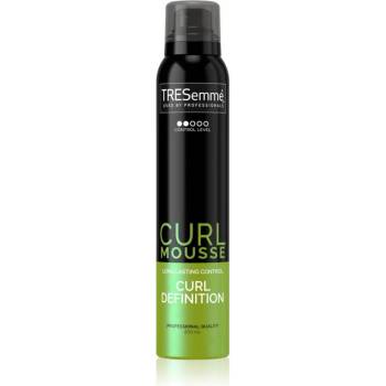 TRESemmé Botanique Cactus Water & Coconut стилизираща пяна за къдрава коса 200ml