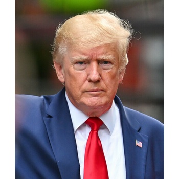 Fotografia Donald Trump, Celebrity Sightings In New York City, James Devaney, 33.3 × 40 cm