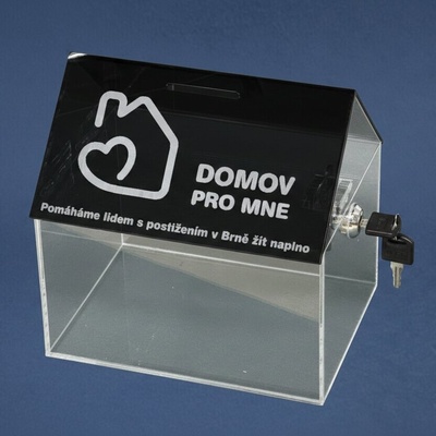 Kasička pokladnička domeček 200x150x200 mm gravír zámek